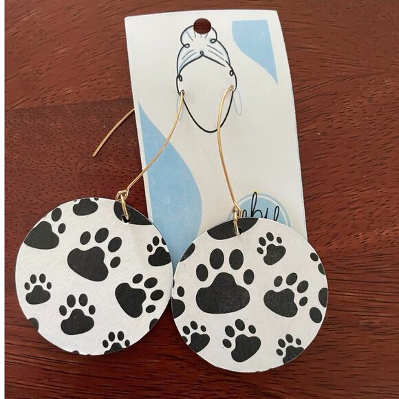 Paw Print Jewelry: 1 Ring, 3 Earrings - Picture 4 of 8